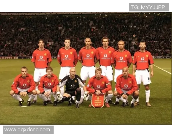 曼联足球明星阵容全景图揭晓球迷必看精彩瞬间合集