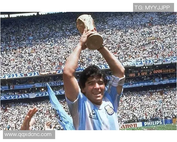 被高估的足球明星揭示背后的真实实力与市场价值的错位分析 被高估的足球明星揭示背后的真实实力与市场价值的错位分析