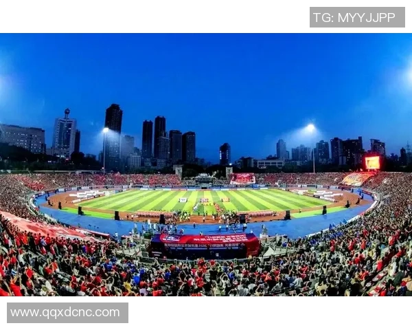 足球专题：聚焦重庆足球队的灵活性